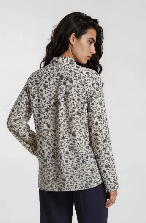 Milano Italy blouse navy print